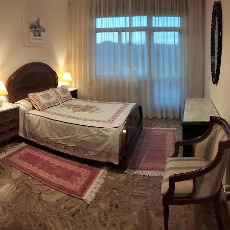 Vivienda Familiar En La Ria De Vigo *